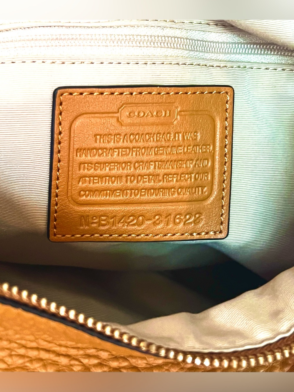 ✨ Coach Bleecker Sullivan Hobo Bag in Camel Pebbled Leather ✨ - Picture 9 of 13